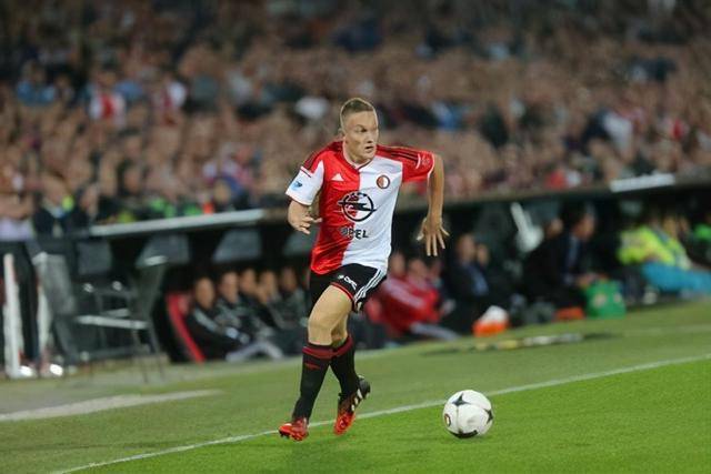 莱万本赛季18战20球 联赛15球傲视五大联赛